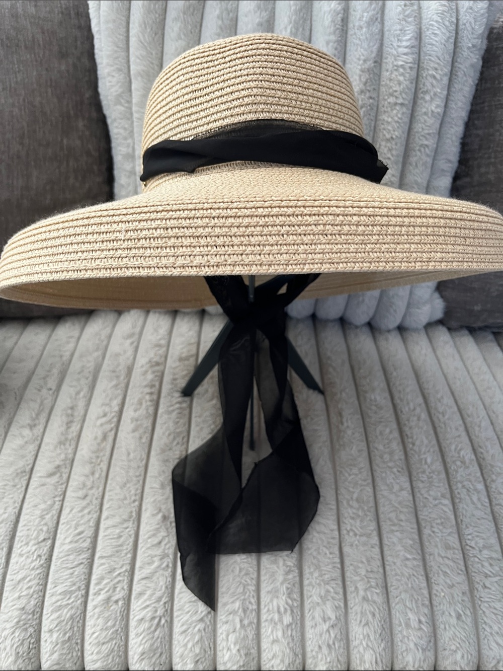 Source Unknown Cream Straw Sun Hat with Black Ribbon